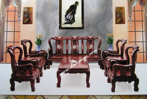 Bàn ghế gỗ - Công Ty Cổ Phần Đồ Gỗ Và Trang Trí Nội Thất Đông Ngô